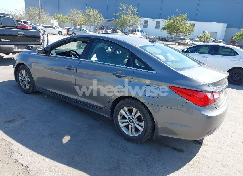 Photo 3 of 2013 Hyundai Sonata GLS (VIN 5NPEB4AC2DH742747)