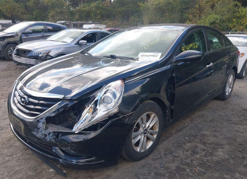 Photo 2 of 2013 Hyundai Sonata GLS (VIN 5NPEB4AC2DH743462)