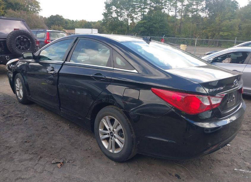 Photo 3 of 2013 Hyundai Sonata GLS (VIN 5NPEB4AC2DH743462)