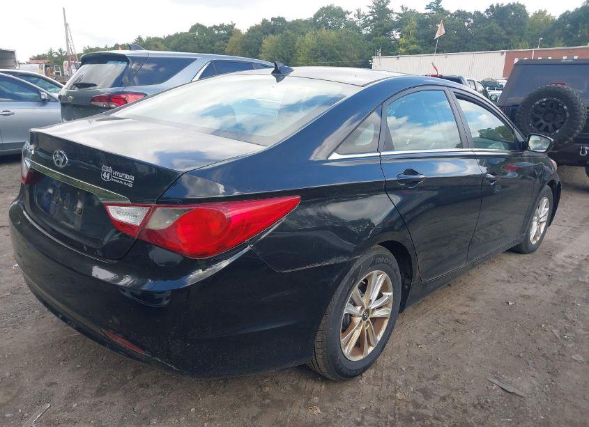 Photo 4 of 2013 Hyundai Sonata GLS (VIN 5NPEB4AC2DH743462)