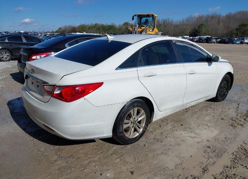 Photo 4 of 2013 Hyundai Sonata GLS (VIN 5NPEB4AC2DH760309)
