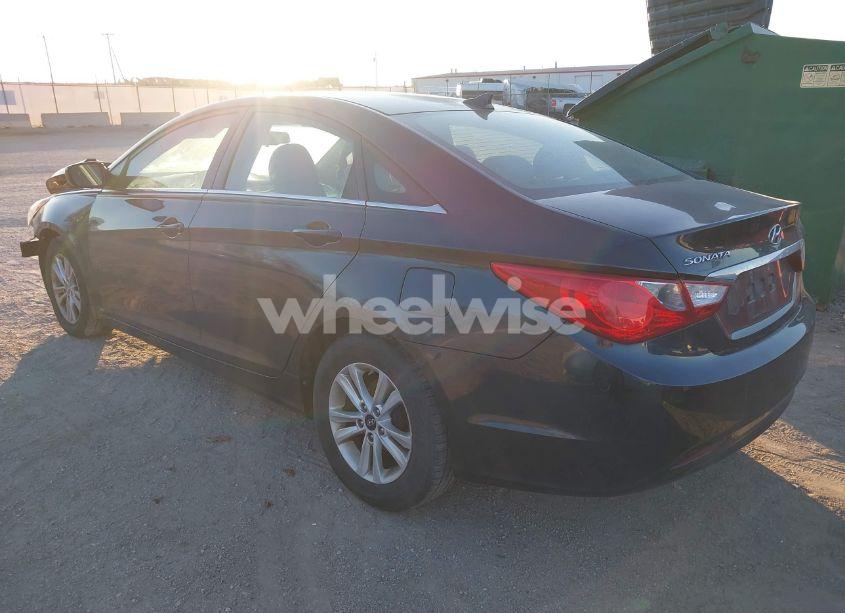 Photo 3 of 2013 Hyundai Sonata GLS (VIN 5NPEB4AC2DH760665)