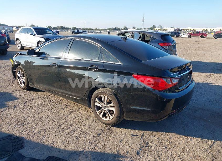 Photo 3 of 2013 Hyundai Sonata GLS (VIN 5NPEB4AC2DH766885)