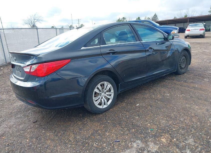 Photo 4 of 2013 Hyundai Sonata GLS (VIN 5NPEB4AC2DH780933)