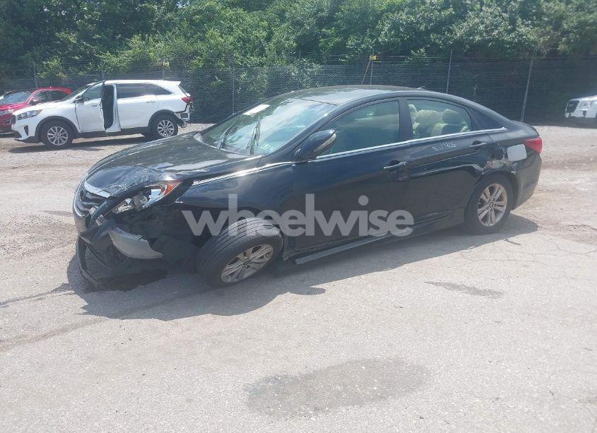 Photo 2 of 2014 Hyundai Sonata GLS (VIN 5NPEB4AC2EH873856)