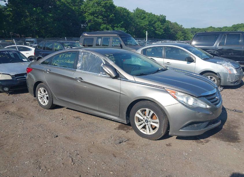 2014 Hyundai Sonata GLS (VIN 5NPEB4AC2EH888132) main photo