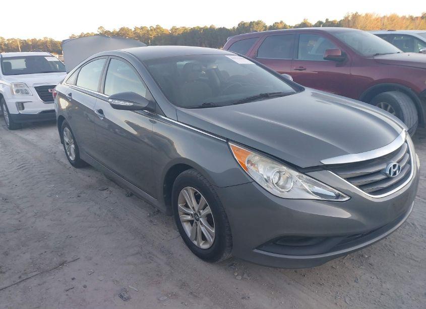 2014 Hyundai Sonata GLS (VIN 5NPEB4AC2EH897588) main photo