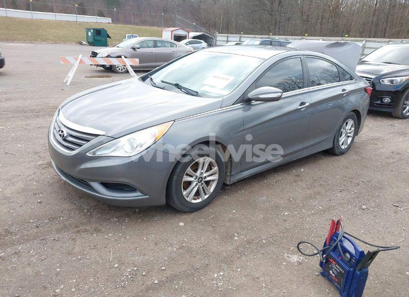 Photo 2 of 2014 Hyundai Sonata GLS (VIN 5NPEB4AC2EH927740)
