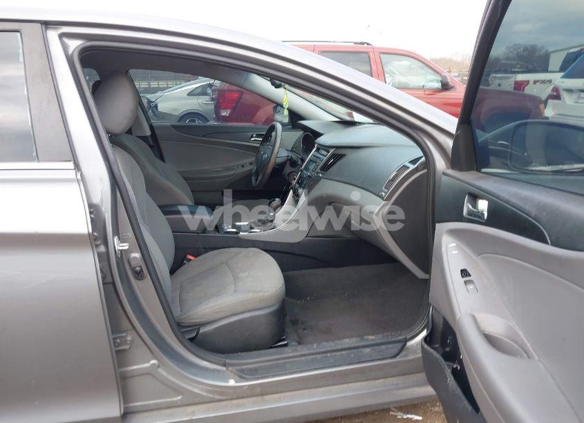 Photo 5 of 2014 Hyundai Sonata GLS (VIN 5NPEB4AC2EH927740)