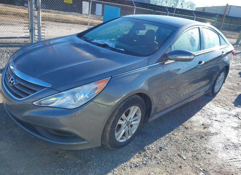 Photo 2 of 2014 Hyundai Sonata GLS (VIN 5NPEB4AC2EH929777)