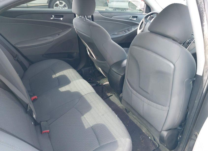 Photo 8 of 2011 Hyundai Sonata GLS (VIN 5NPEB4AC3BH031507)