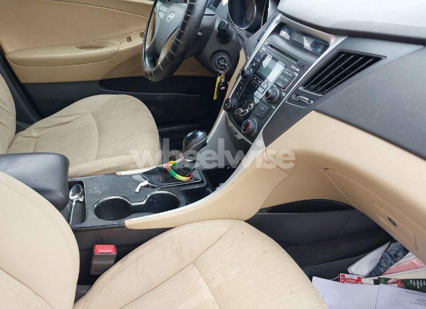 Photo 5 of 2011 Hyundai Sonata GLS (VIN 5NPEB4AC3BH100602)