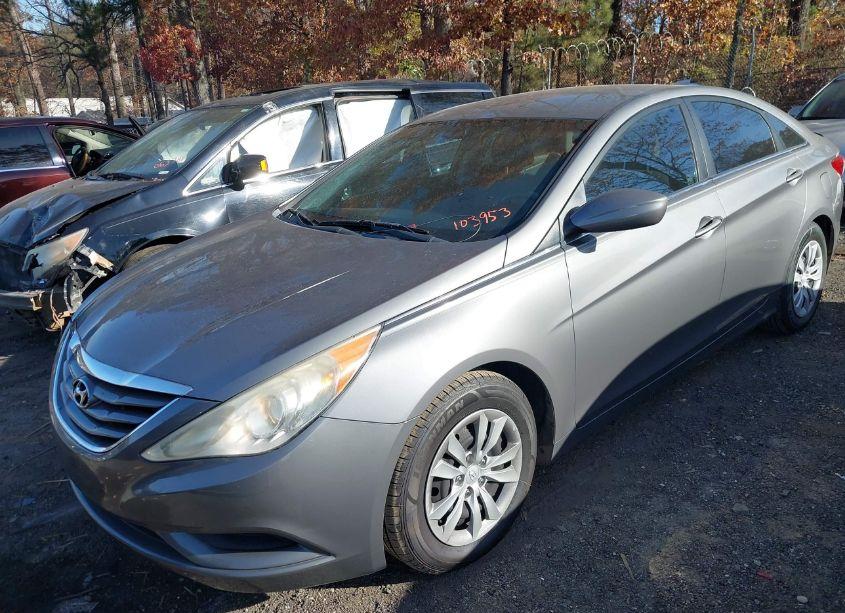 Photo 2 of 2011 Hyundai Sonata GLS (VIN 5NPEB4AC3BH103953)