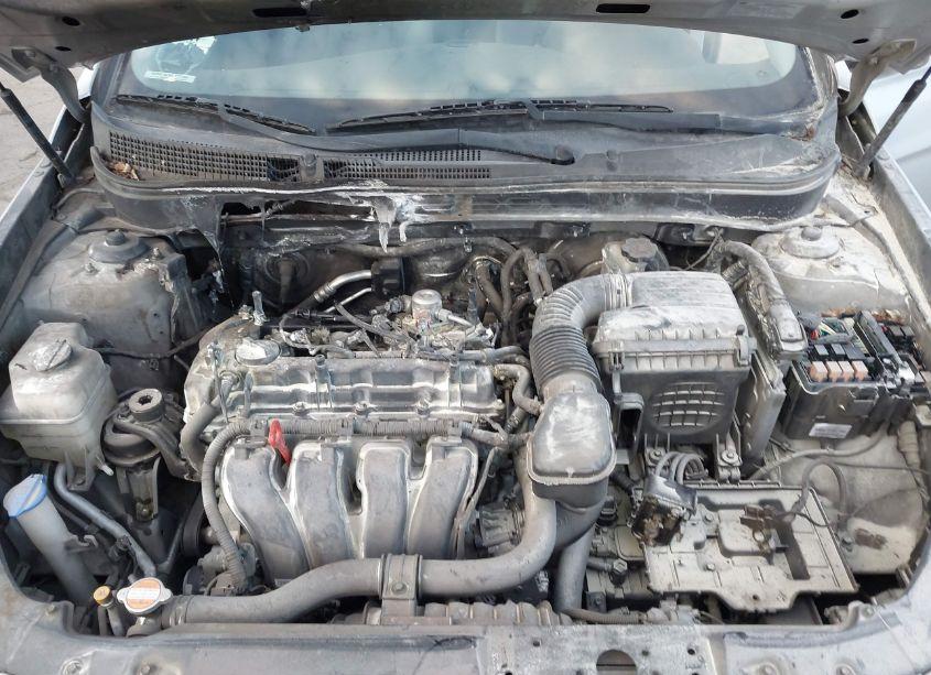 Photo 10 of 2011 Hyundai Sonata GLS (VIN 5NPEB4AC3BH105850)