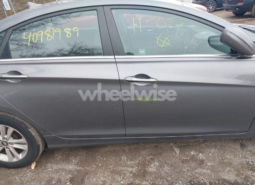 Photo 13 of 2011 Hyundai Sonata GLS (VIN 5NPEB4AC3BH115052)