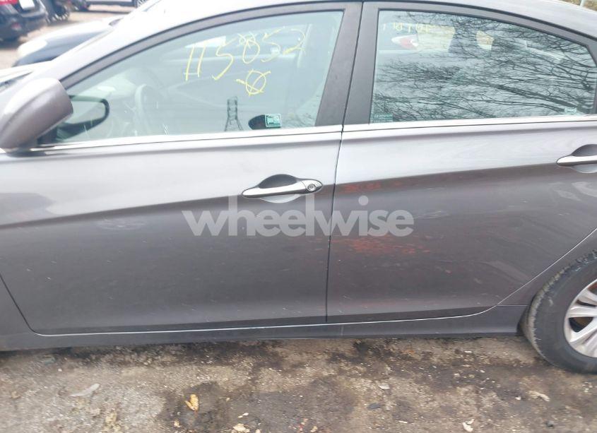 Photo 14 of 2011 Hyundai Sonata GLS (VIN 5NPEB4AC3BH115052)