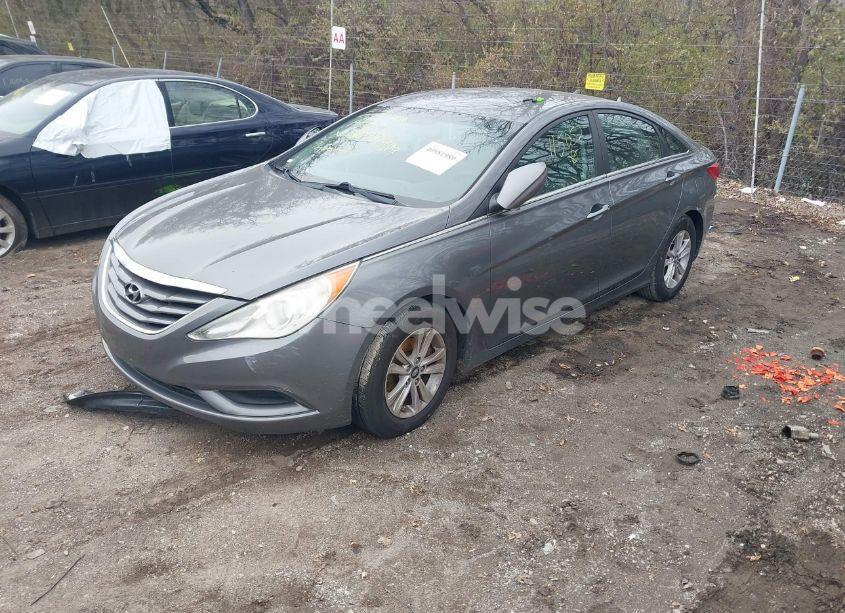 Photo 2 of 2011 Hyundai Sonata GLS (VIN 5NPEB4AC3BH115052)