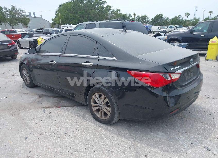 Photo 3 of 2011 Hyundai Sonata GLS (VIN 5NPEB4AC3BH130957)