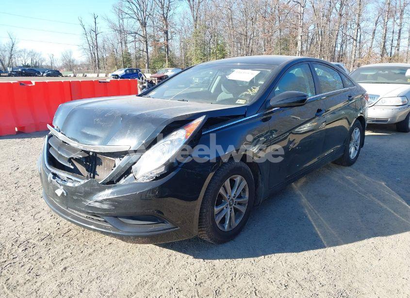 Photo 2 of 2011 Hyundai Sonata GLS (VIN 5NPEB4AC3BH155793)