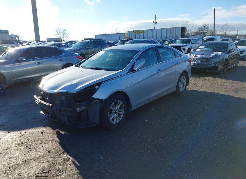 Photo 2 of 2011 Hyundai Sonata GLS (VIN 5NPEB4AC3BH156457)