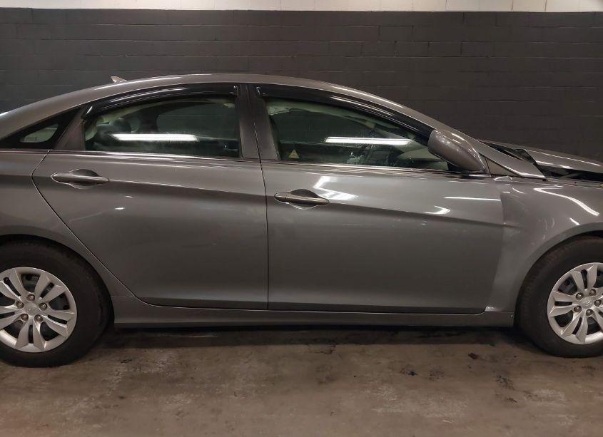 Photo 14 of 2011 Hyundai Sonata GLS (VIN 5NPEB4AC3BH183724)