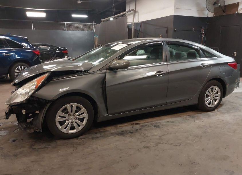 Photo 2 of 2011 Hyundai Sonata GLS (VIN 5NPEB4AC3BH183724)