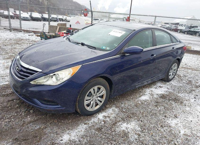 Photo 2 of 2011 Hyundai Sonata GLS (VIN 5NPEB4AC3BH209402)