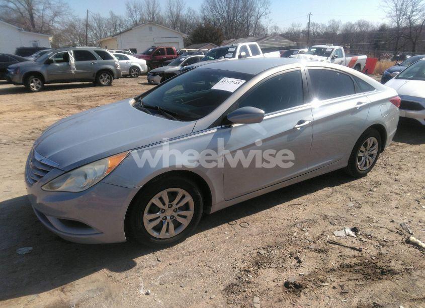 Photo 2 of 2011 Hyundai Sonata GLS (VIN 5NPEB4AC3BH218827)