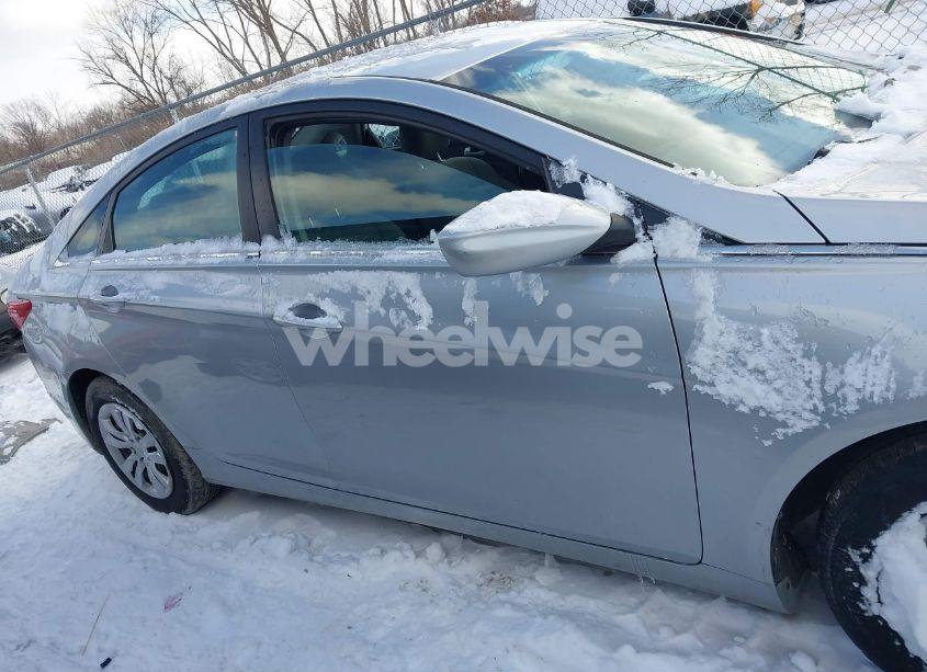 Photo 14 of 2011 Hyundai Sonata GLS (VIN 5NPEB4AC3BH221775)