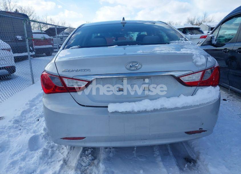 Photo 17 of 2011 Hyundai Sonata GLS (VIN 5NPEB4AC3BH221775)