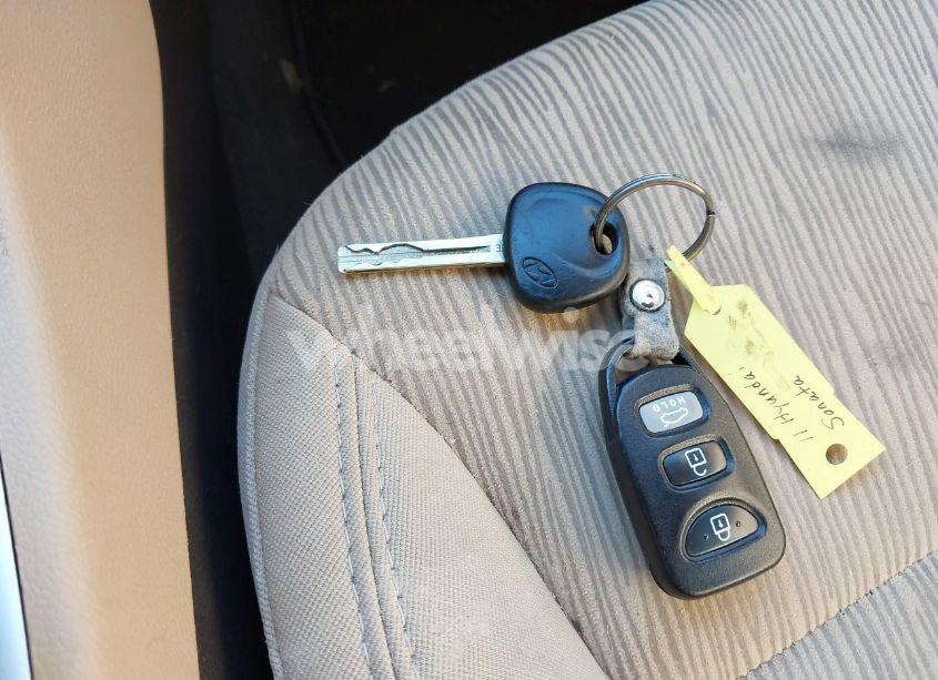 Photo 11 of 2011 Hyundai Sonata GLS (VIN 5NPEB4AC3BH244019)