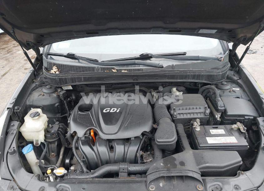 Photo 10 of 2011 Hyundai Sonata GLS (VIN 5NPEB4AC3BH262598)