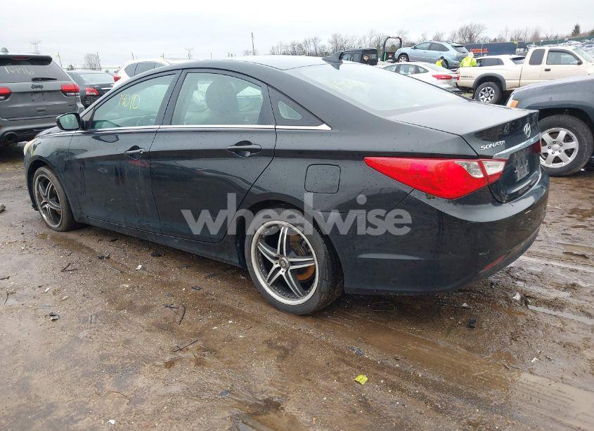 Photo 3 of 2011 Hyundai Sonata GLS (VIN 5NPEB4AC3BH262598)