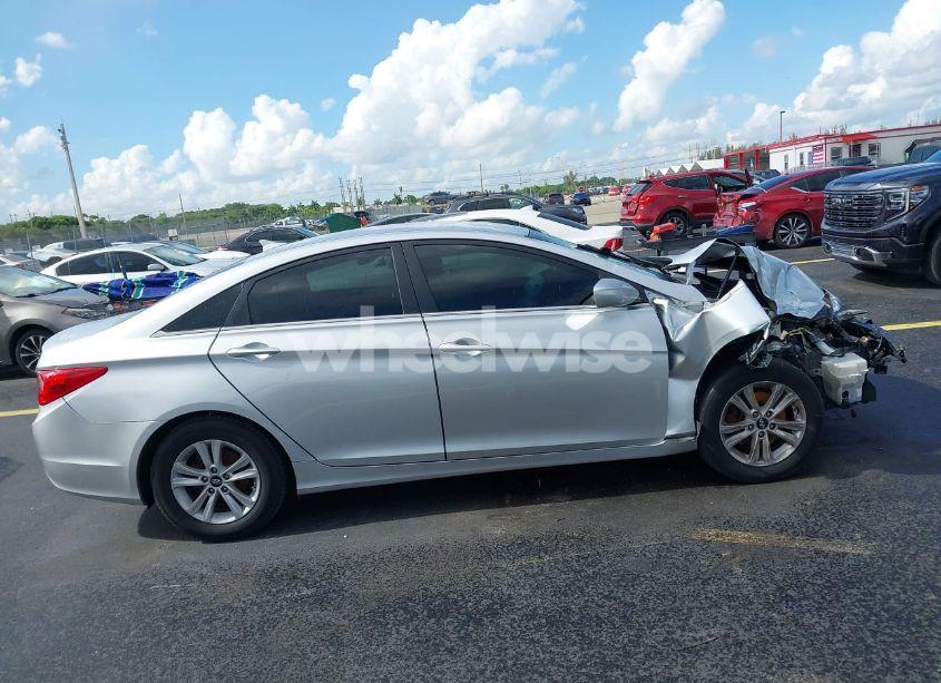 Photo 13 of 2011 Hyundai Sonata GLS (VIN 5NPEB4AC3BH284729)