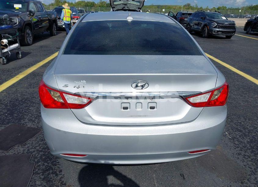Photo 16 of 2011 Hyundai Sonata GLS (VIN 5NPEB4AC3BH284729)