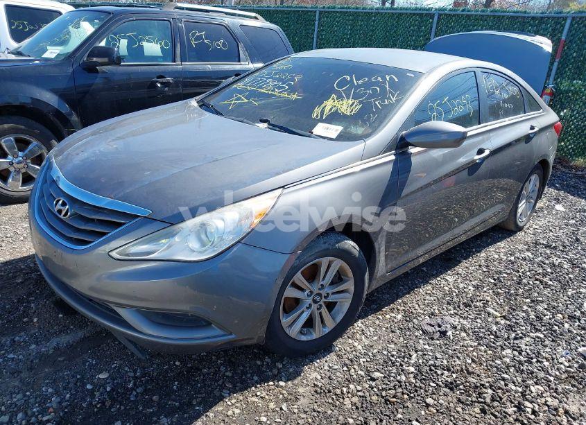 Photo 2 of 2011 Hyundai Sonata GLS (VIN 5NPEB4AC3BH286321)