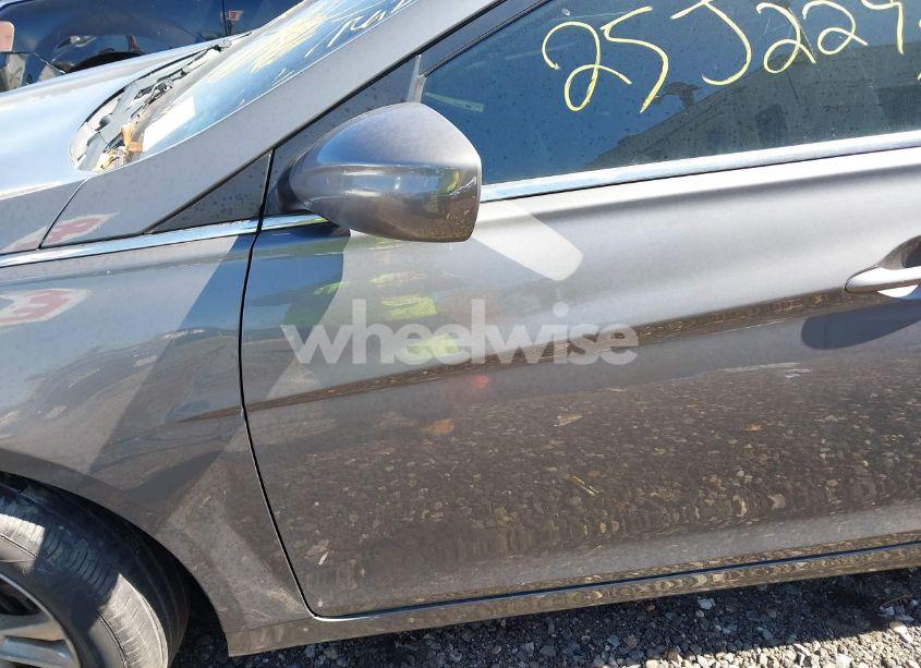 Photo 6 of 2011 Hyundai Sonata GLS (VIN 5NPEB4AC3BH286321)