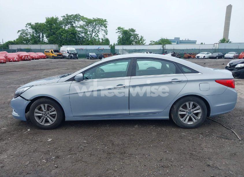 Photo 13 of 2011 Hyundai Sonata GLS (VIN 5NPEB4AC3BH287100)