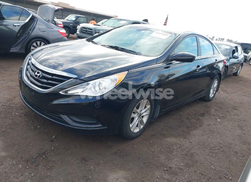 Photo 2 of 2012 Hyundai Sonata GLS (VIN 5NPEB4AC3CH337396)