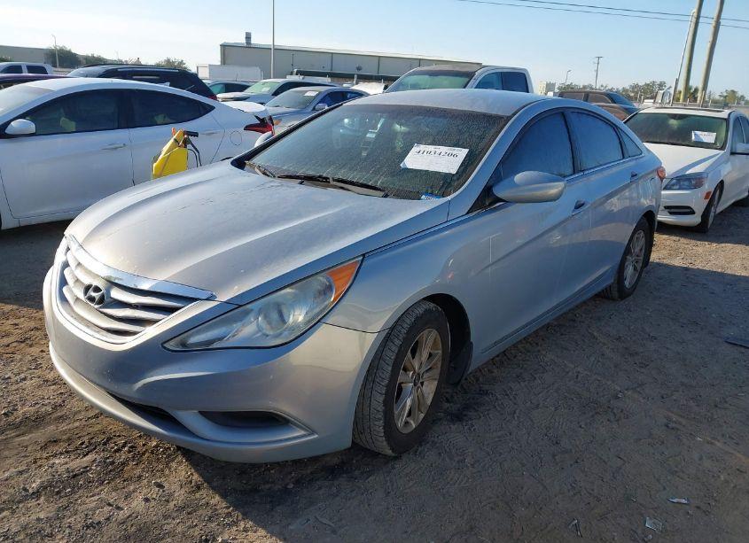 Photo 2 of 2012 Hyundai Sonata GLS (VIN 5NPEB4AC3CH347460)