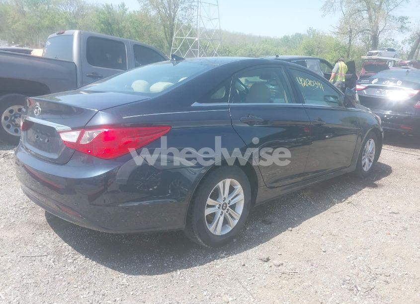 Photo 4 of 2012 Hyundai Sonata GLS (VIN 5NPEB4AC3CH372519)