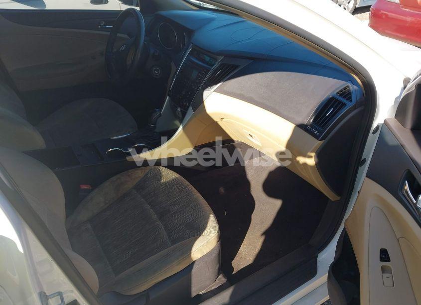 Photo 5 of 2012 Hyundai Sonata GLS (VIN 5NPEB4AC3CH407382)