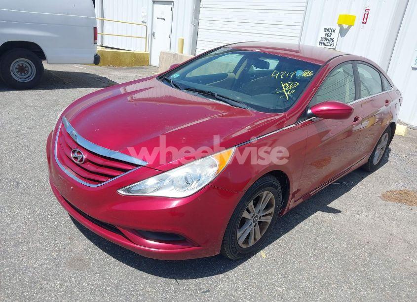Photo 2 of 2012 Hyundai Sonata GLS (VIN 5NPEB4AC3CH413750)