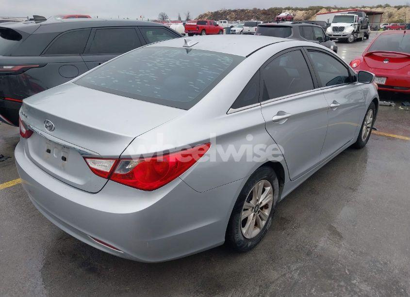 Photo 4 of 2012 Hyundai Sonata GLS (VIN 5NPEB4AC3CH418334)