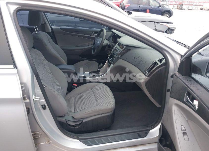 Photo 5 of 2012 Hyundai Sonata GLS (VIN 5NPEB4AC3CH418334)