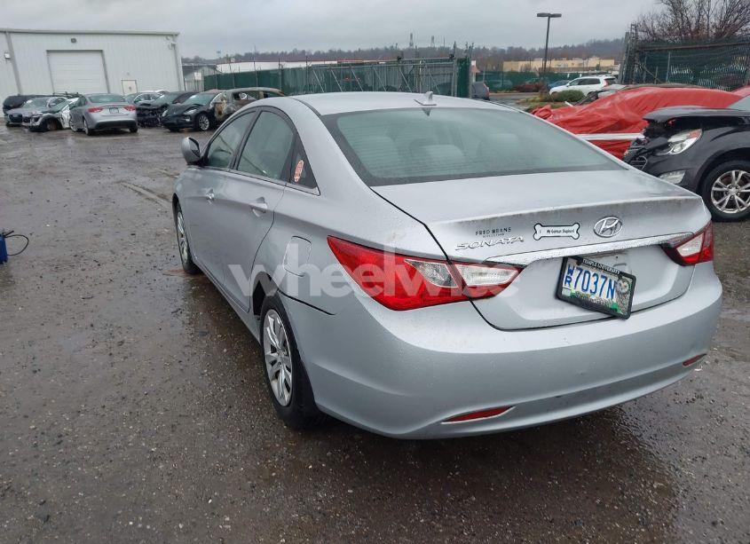 Photo 3 of 2012 Hyundai Sonata GLS (VIN 5NPEB4AC3CH423713)