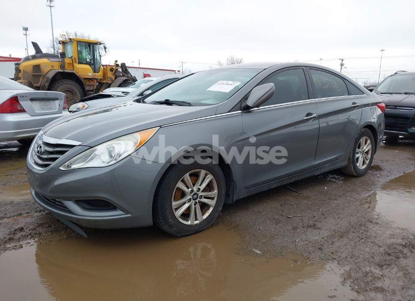 Photo 2 of 2012 Hyundai Sonata GLS (VIN 5NPEB4AC3CH450104)
