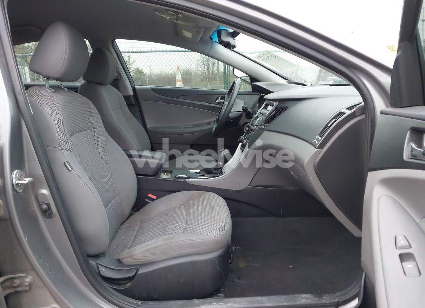 Photo 5 of 2012 Hyundai Sonata GLS (VIN 5NPEB4AC3CH450104)