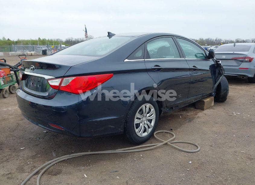 Photo 4 of 2012 Hyundai Sonata GLS (VIN 5NPEB4AC3CH450619)