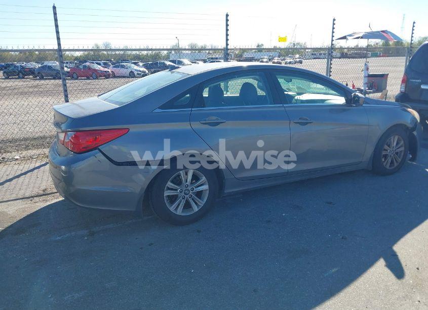 Photo 4 of 2012 Hyundai Sonata GLS (VIN 5NPEB4AC3CH461314)